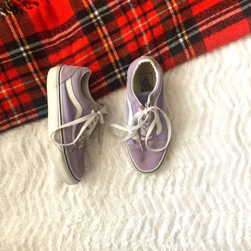 Lilac vans